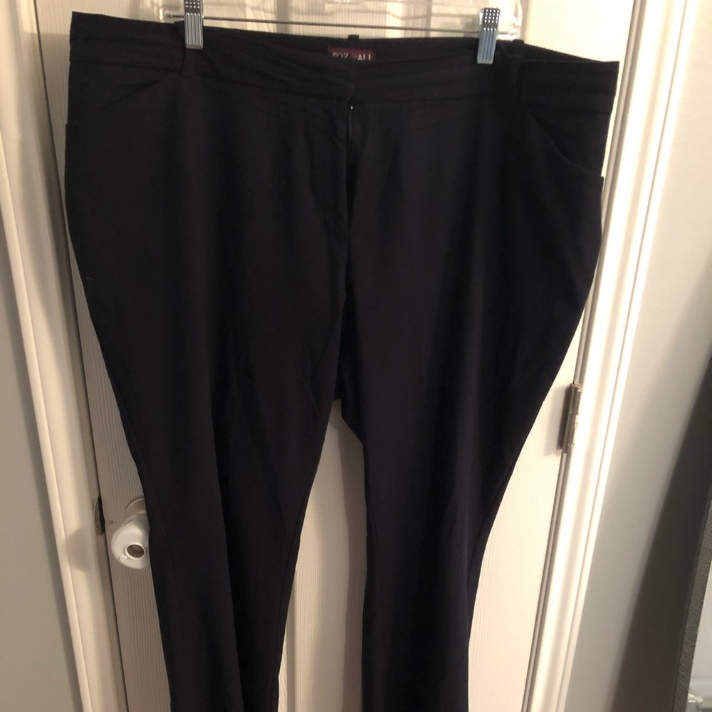 Roz & Ali Navy slacks